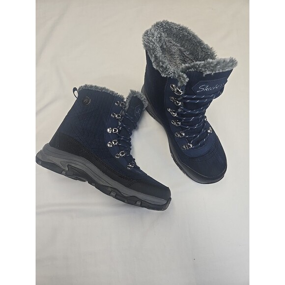 Skechers Women's Boots Size 6.5 Trego Winter Hiking Waterproof Blue‎ Black Fur - Picture 1 of 12